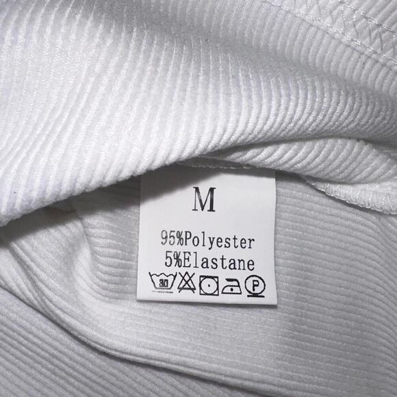 NWOT White button up tank top women's size medium - Picture 3 of 3